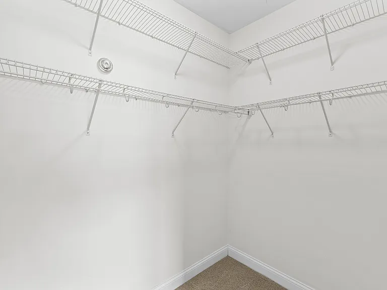 936 Perry St #304 — Photo 10