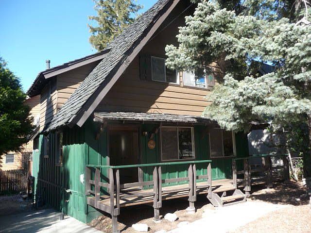 1st image of 360 Oak Dr