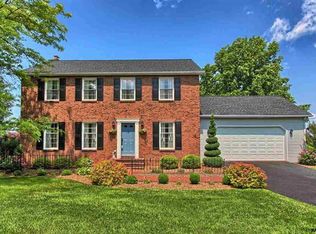 70 Steffie Dr, Mount Wolf, PA