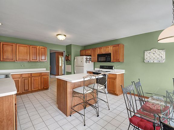 5th image of 2411 Finn Ct
