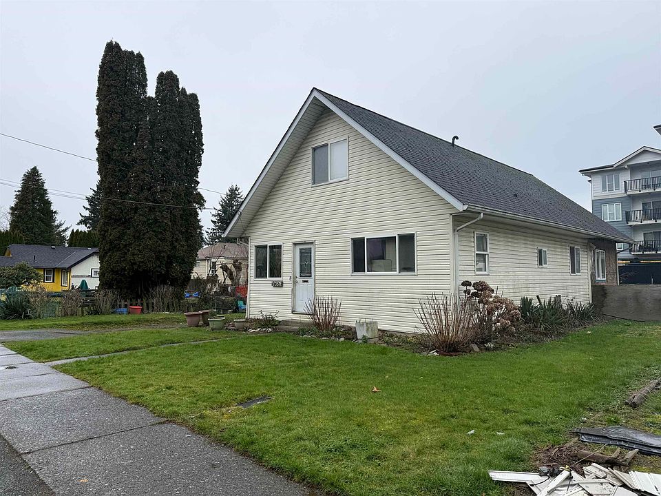 1st image of 46063 Cleveland Ave