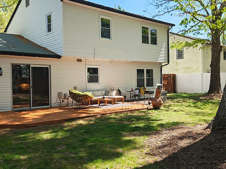 14305 Penrith Ln — Photo 2