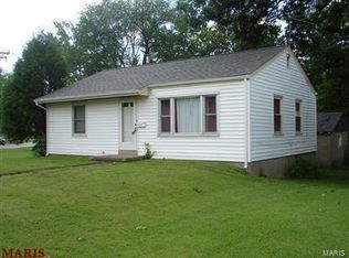 3201 Lynros Dr, Saint Ann, MO 63074