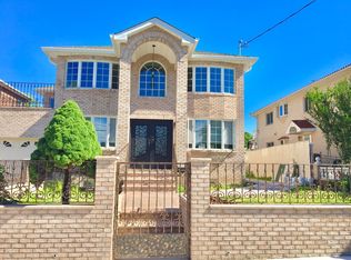 19307 45th Ave, Flushing, NY 11358