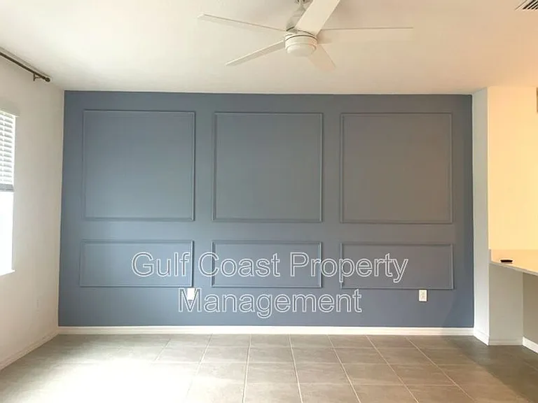 1908 Swivel Ln — Photo 3