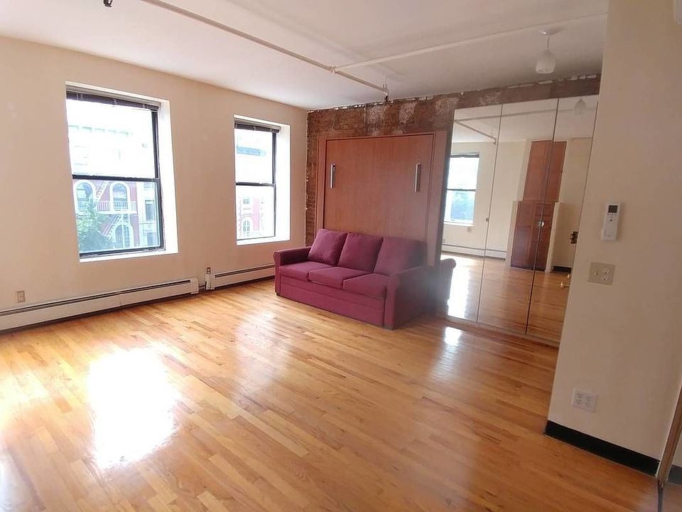 1st image of 310 2nd Ave APT 3