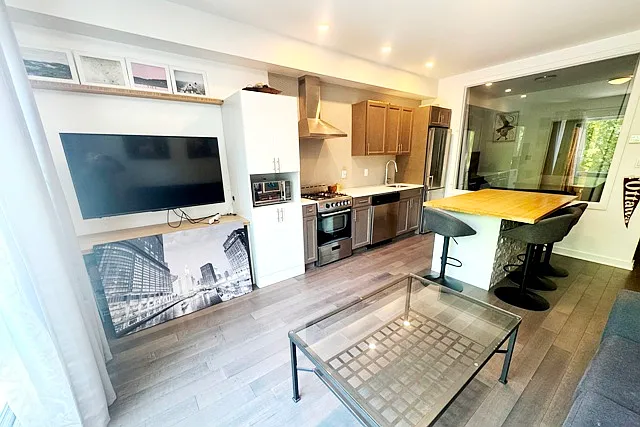 1 bed, 550 sqft, $1,850 — Photo 2
