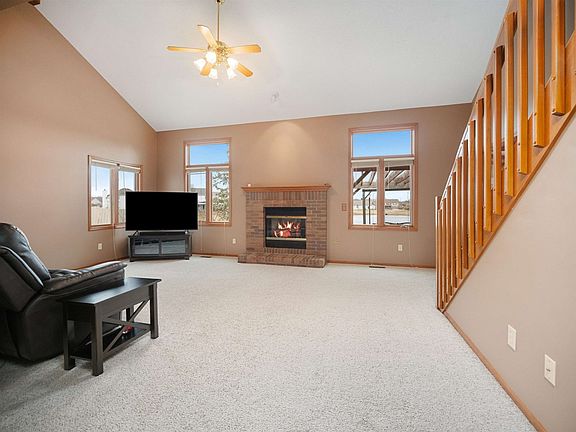 5th image of 3532 Shadow Creek Dr