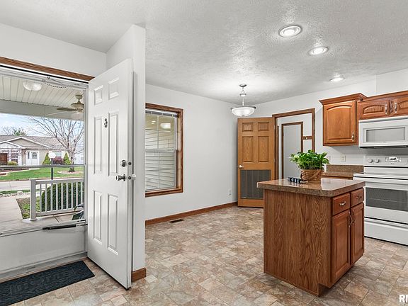 5th image of 2800 Via Rosso St Unit 146