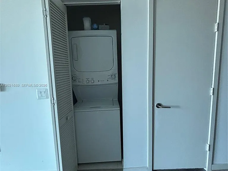 1100 S Miami Ave #802 — Photo 9