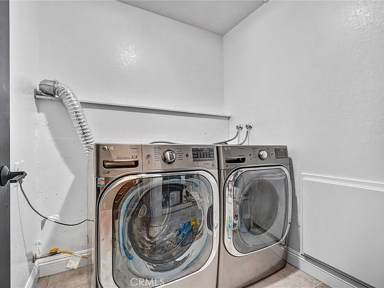 26606 La Roda — Photo 24
