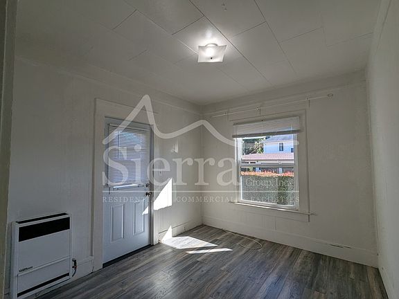 4th image of 208 W De La Guerra St APT 2