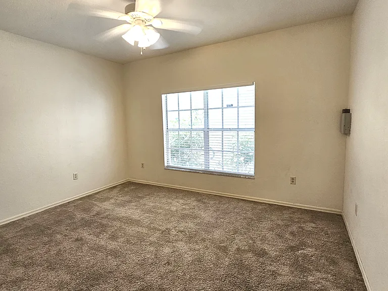 6025 Chardonnay Ln #1-102 — Photo 16