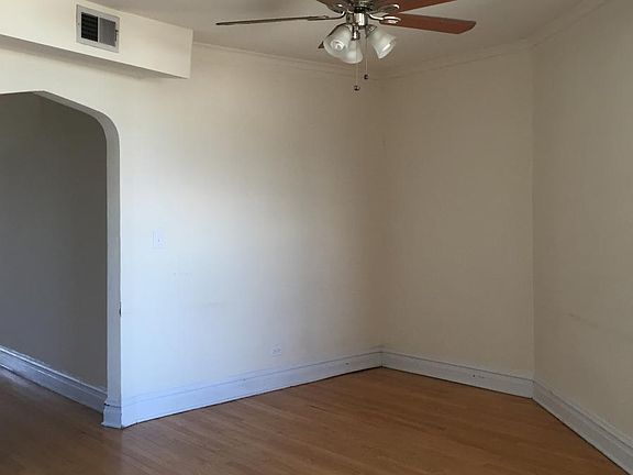 3rd image of 2201 N California Ave #1