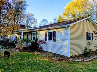 118 W Renee Dr, Advance, NC 27006