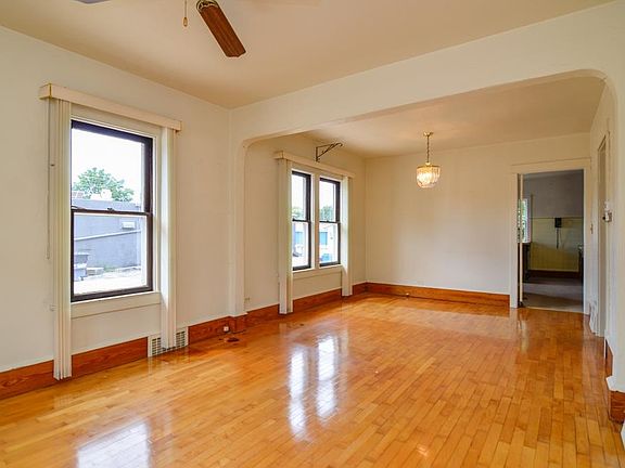 5th image of 1323 N Kenilworth Ave