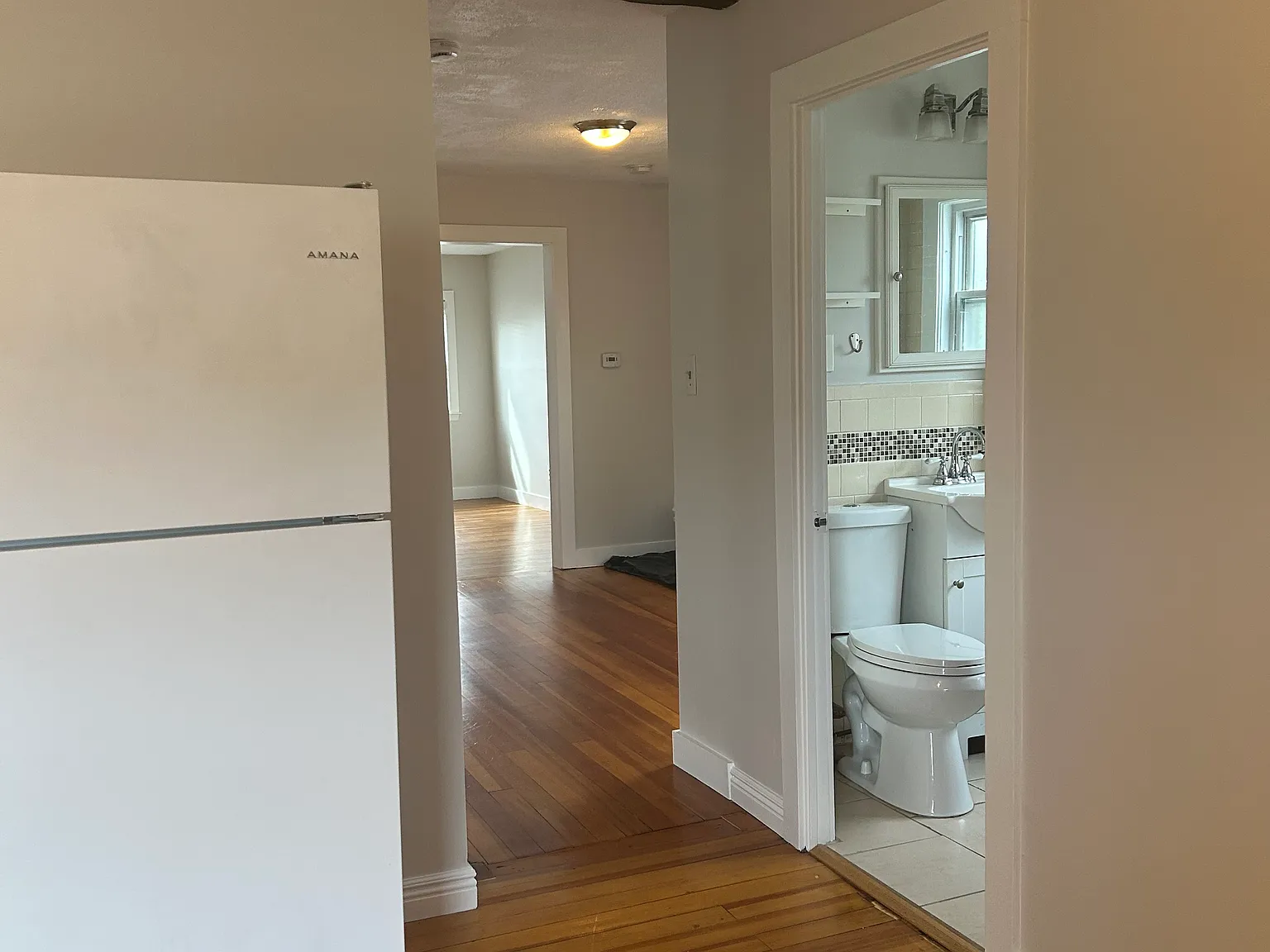 2 bed, 1100 sqft, $2,600 — Photo 3