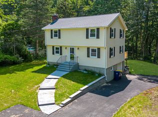 7 Timberlane Rd, Plaistow, NH 03865