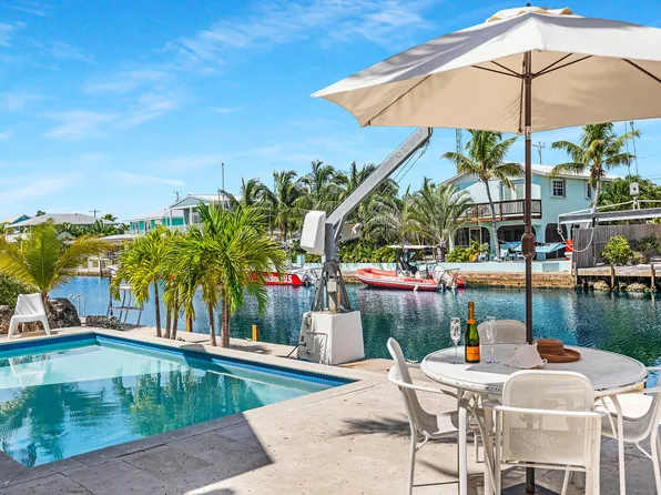 132 E Cahill Ct, Big Pine Key, FL 33043