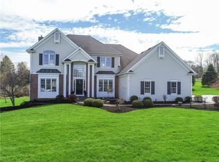 7 Parks Xing, Pittsford, NY 14534