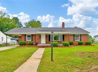 1017 E 10th St, Lumberton, NC 28358