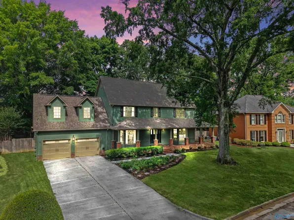 2407 Huntington Ln SE, Decatur, AL 35601