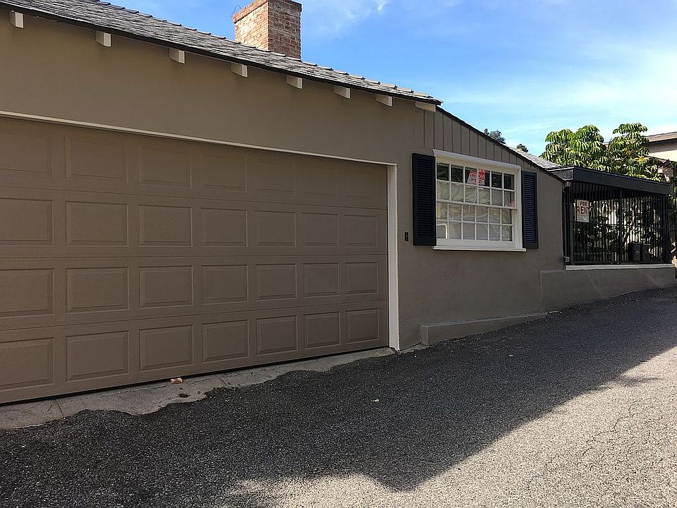 1st image of 2066 Paramount Dr