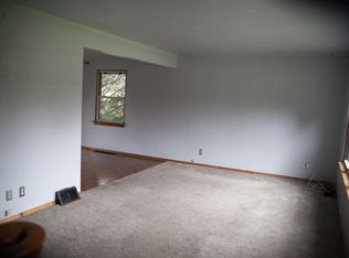 9116 Bunkum Rd, Fairview Heights, IL 62208