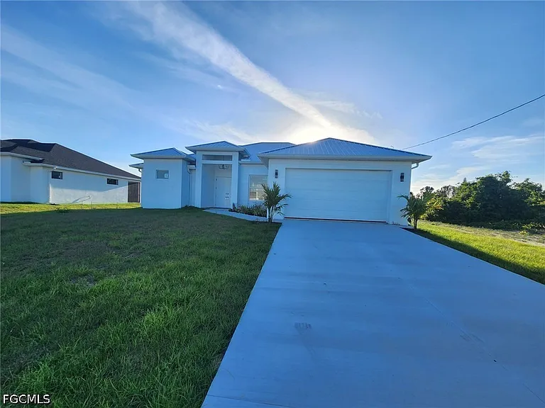 334 Ranch Ave — Photo 3