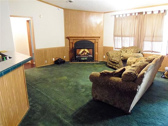 5th image of 224 Kelly Brook Ln