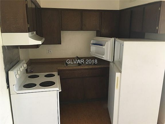 3rd image of 615 S Royal Crest Cir Unit 7