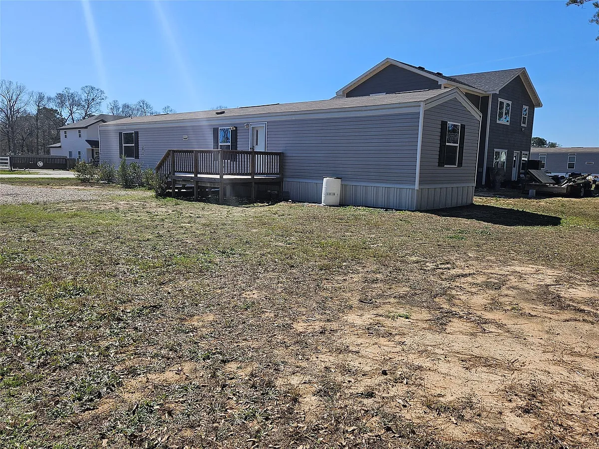 Building Photo - 16299 Crockett Martin Estates Dr