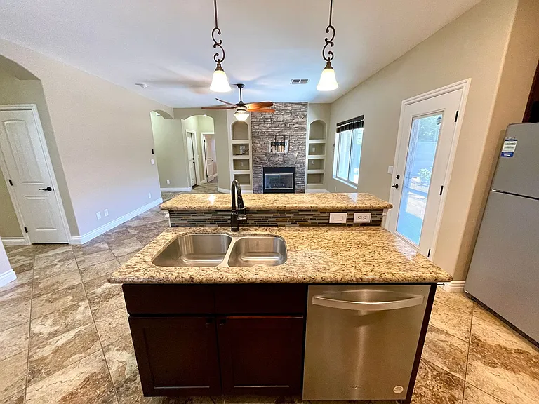 2448 Cliff Rose Way — Photo 12