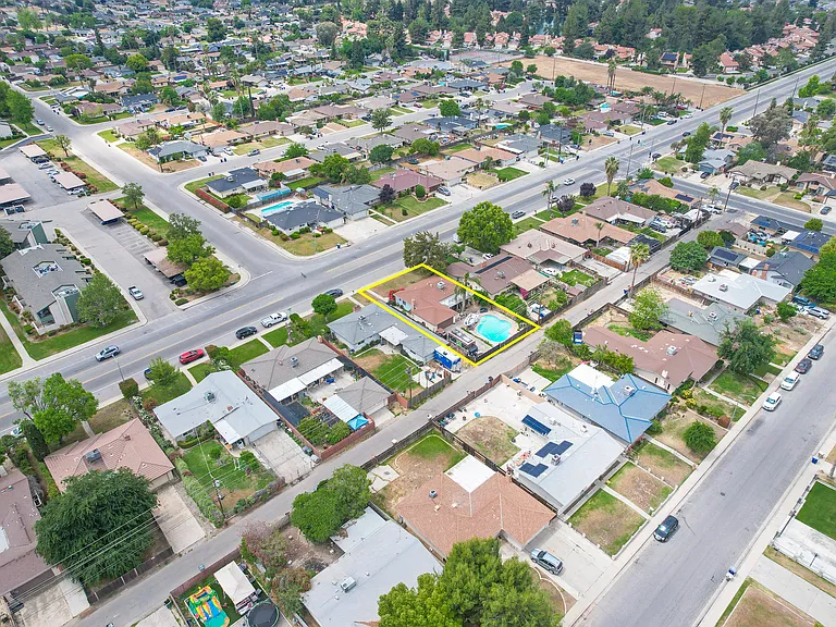 3520 Planz Rd — Photo 33
