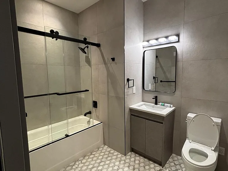 303 Washington St #5C — Photo 12