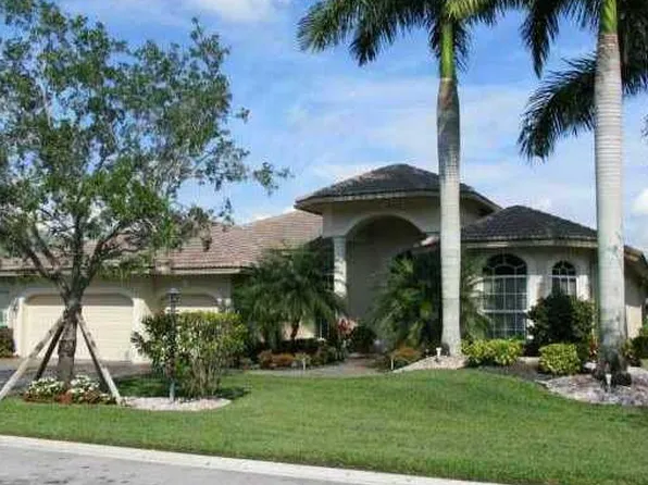 6740 NW 105th Ln, Pompano Beach, FL 33076