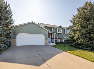 1316 Copperdale Dr, Rapid City, SD 57703