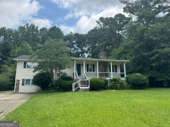 6784 Galts Ferry Rd, Acworth, GA 30102