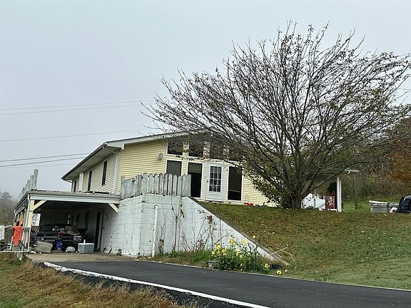 3rd image of 35 Jackson Subdivision Rd
