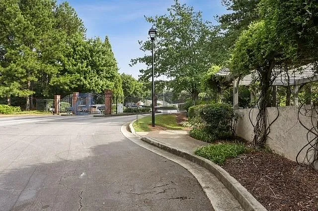 603 Spring Heights Ln SE #603 — Photo 24