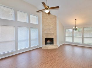 2911 Silent Dr, Sugar Land, TX 77498