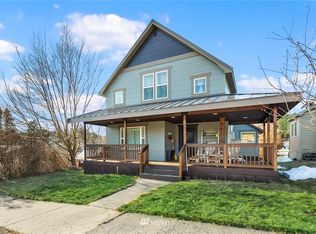 207 W Arizona Ave, Roslyn, WA 98941