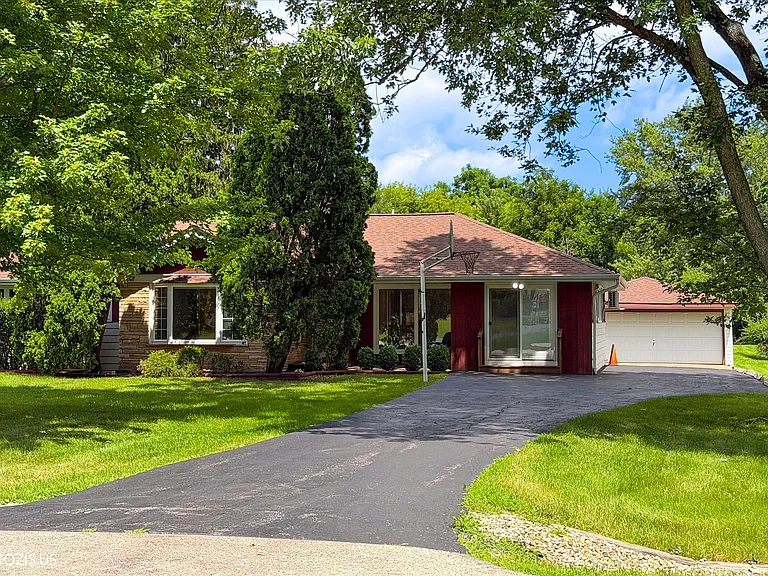 7056 W Osage Rd — Photo 2