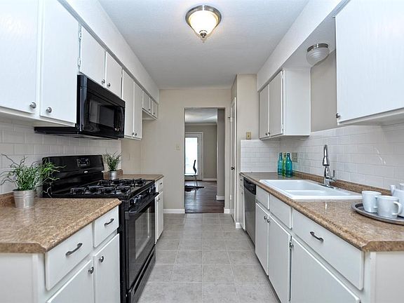 3rd image of 8300 Dixon Dr