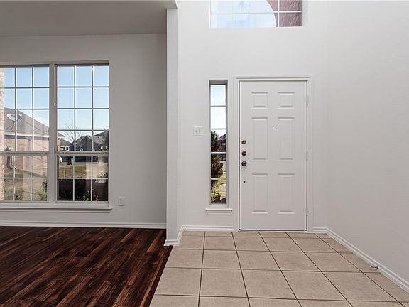 3rd image of 8812 Viridian Ln