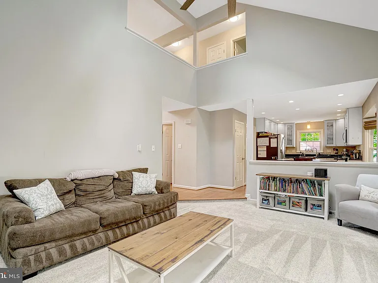 7729 Silver Sage Ct — Photo 35