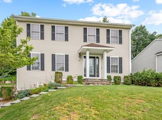 86 Lisbon St, Watertown, CT 06795