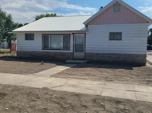 204 E A St, Shoshone, ID 83352
