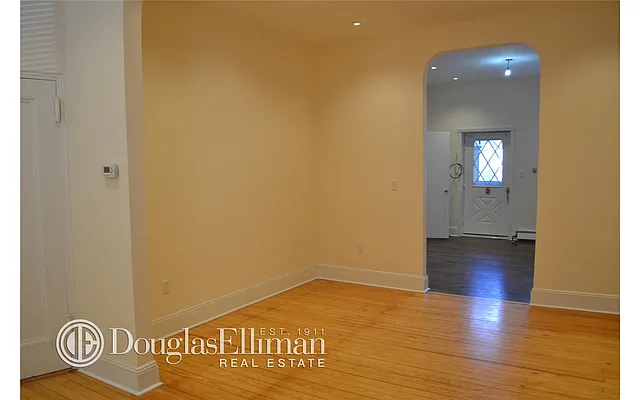 Rented by Douglas Elliman | media 14