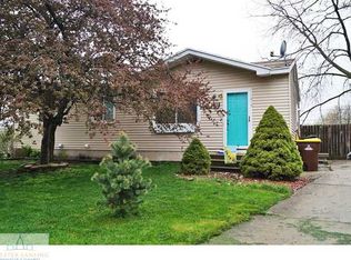 1618 Huntshire Dr, Holt, MI 48842